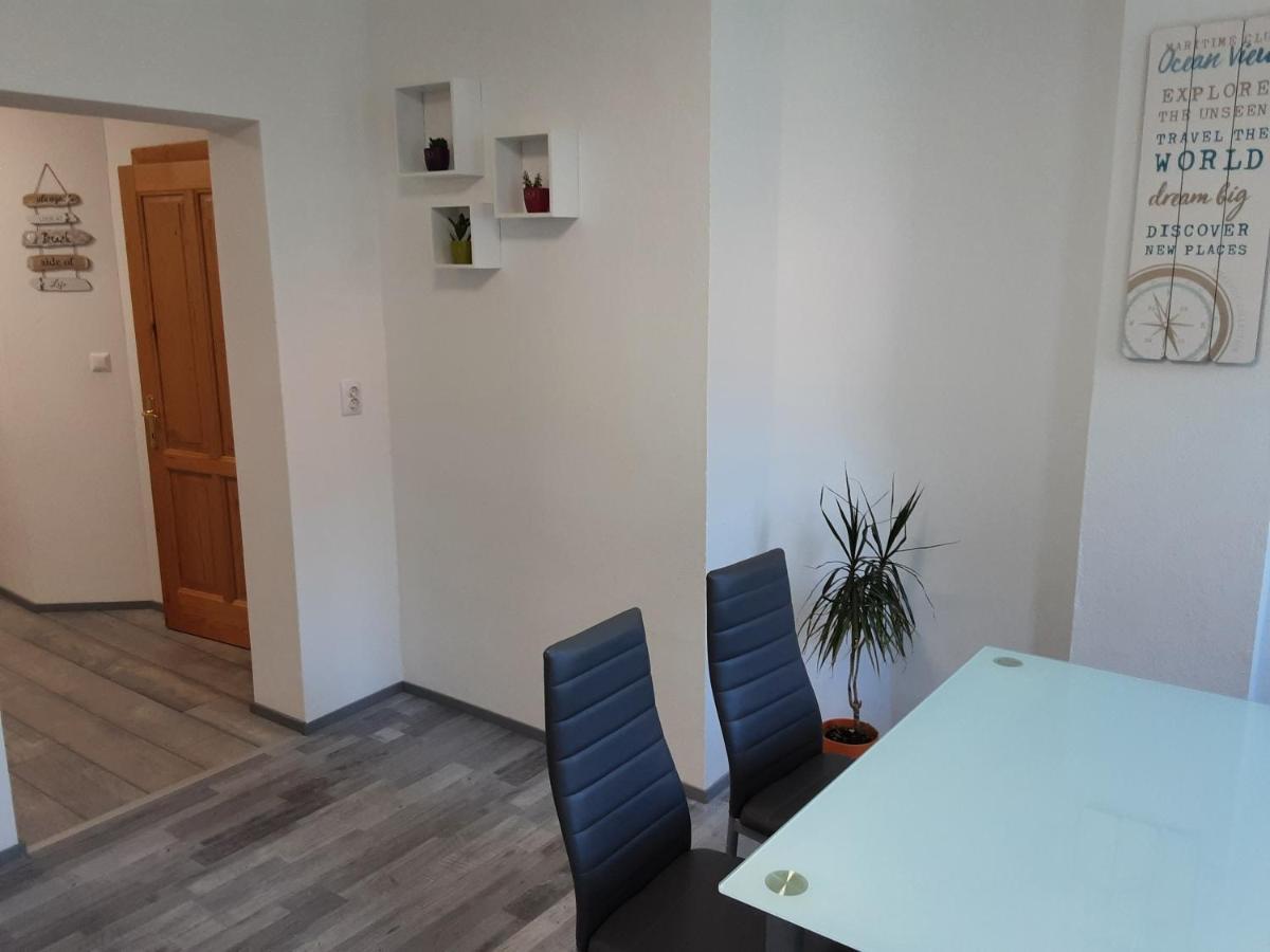 Apartment - Ferienwohnung 1 Treffen Am Ossiachersee Extérieur photo